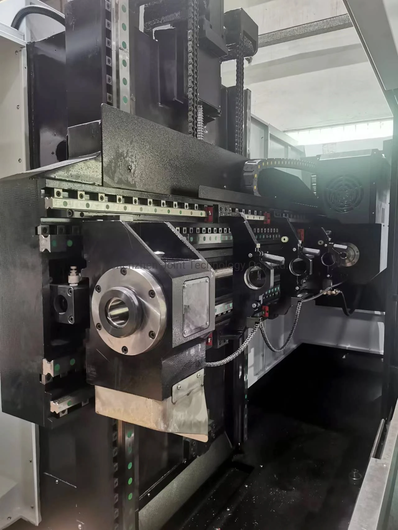 Máquina de perfuração horizontal do furo profundo do CNC de 3 linhas centrais com profundidade 1600mm